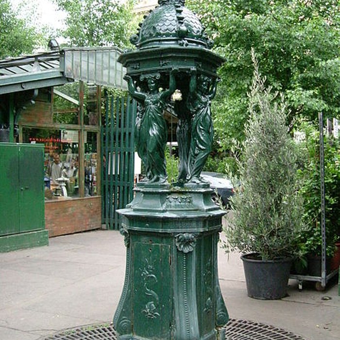 Photo de Fontaines Wallace de la place Louis-Lépine à Paris