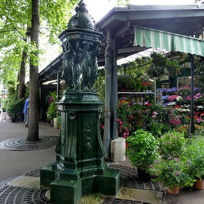 Photo de Fontaines Wallace de la place Louis-Lépine à Paris
