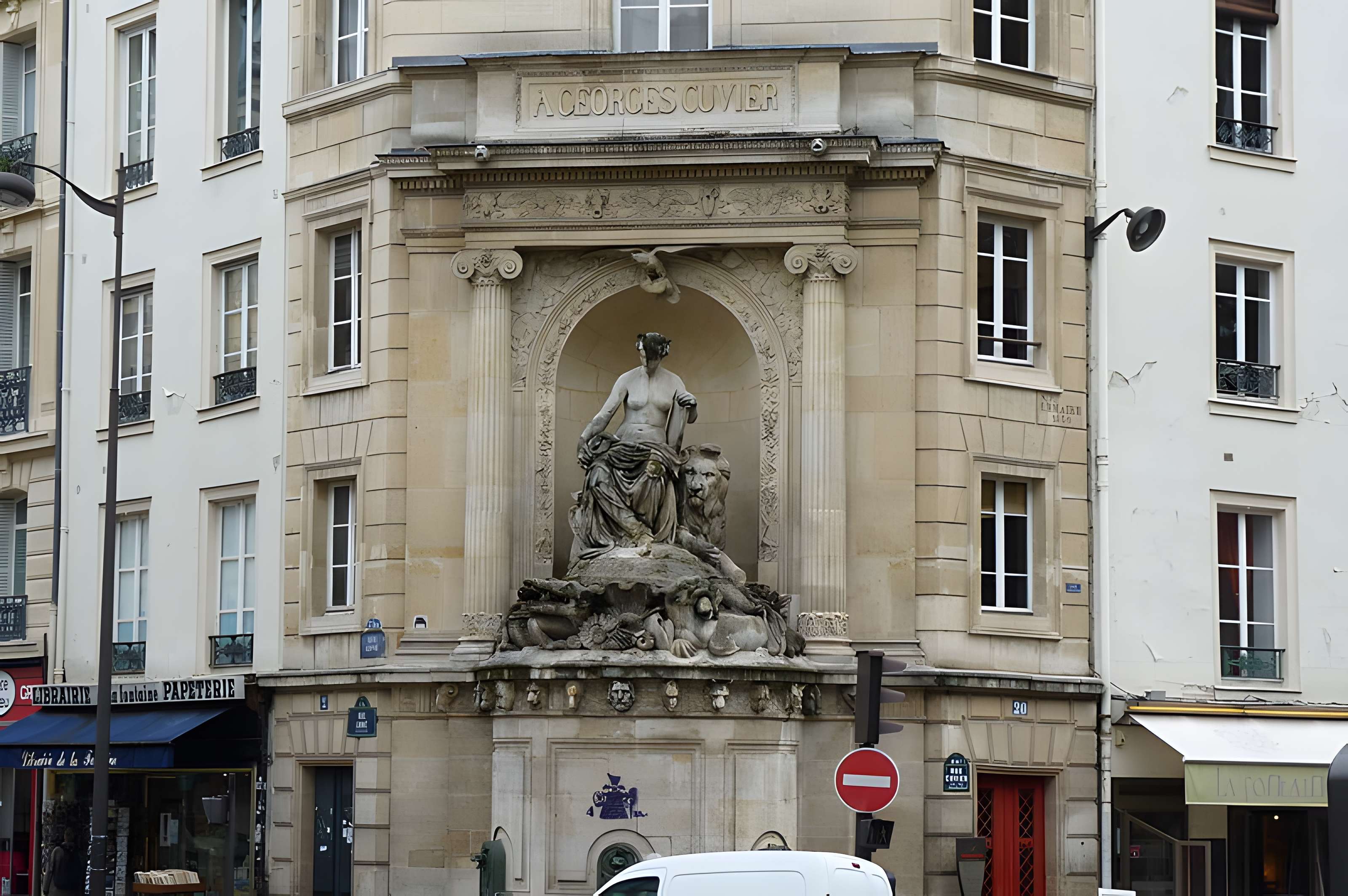 Fontaine Cuvier à Paris