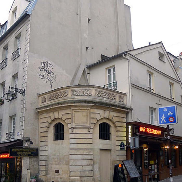 Photo de Fontaine du Pot-de-Fer à Paris
