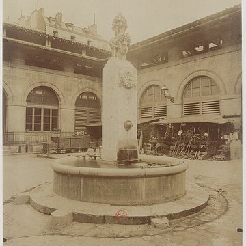 Fontaine du Marché-aux-Carmes à Paris