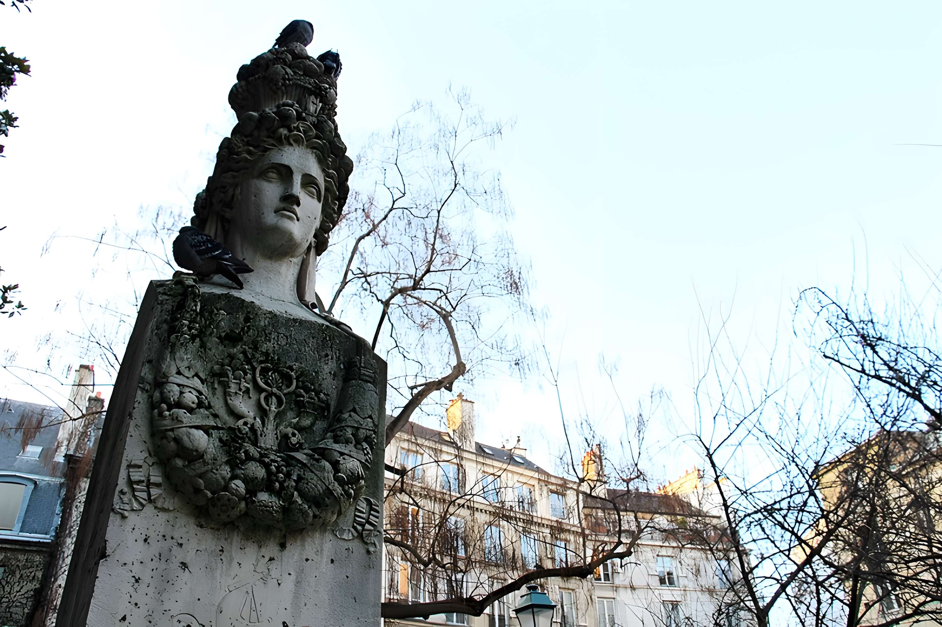 Fontaine du Marché-aux-Carmes à Paris