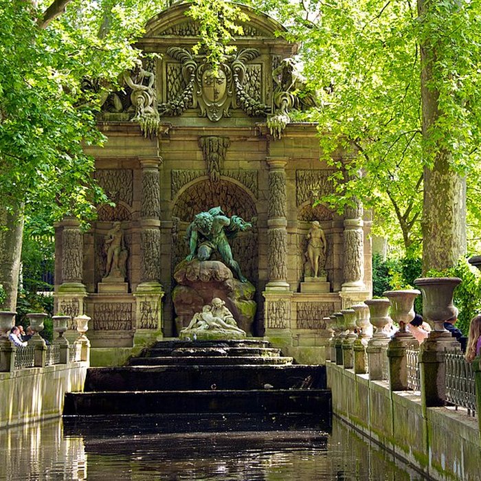 Photo de Fontaine Médicis à Paris