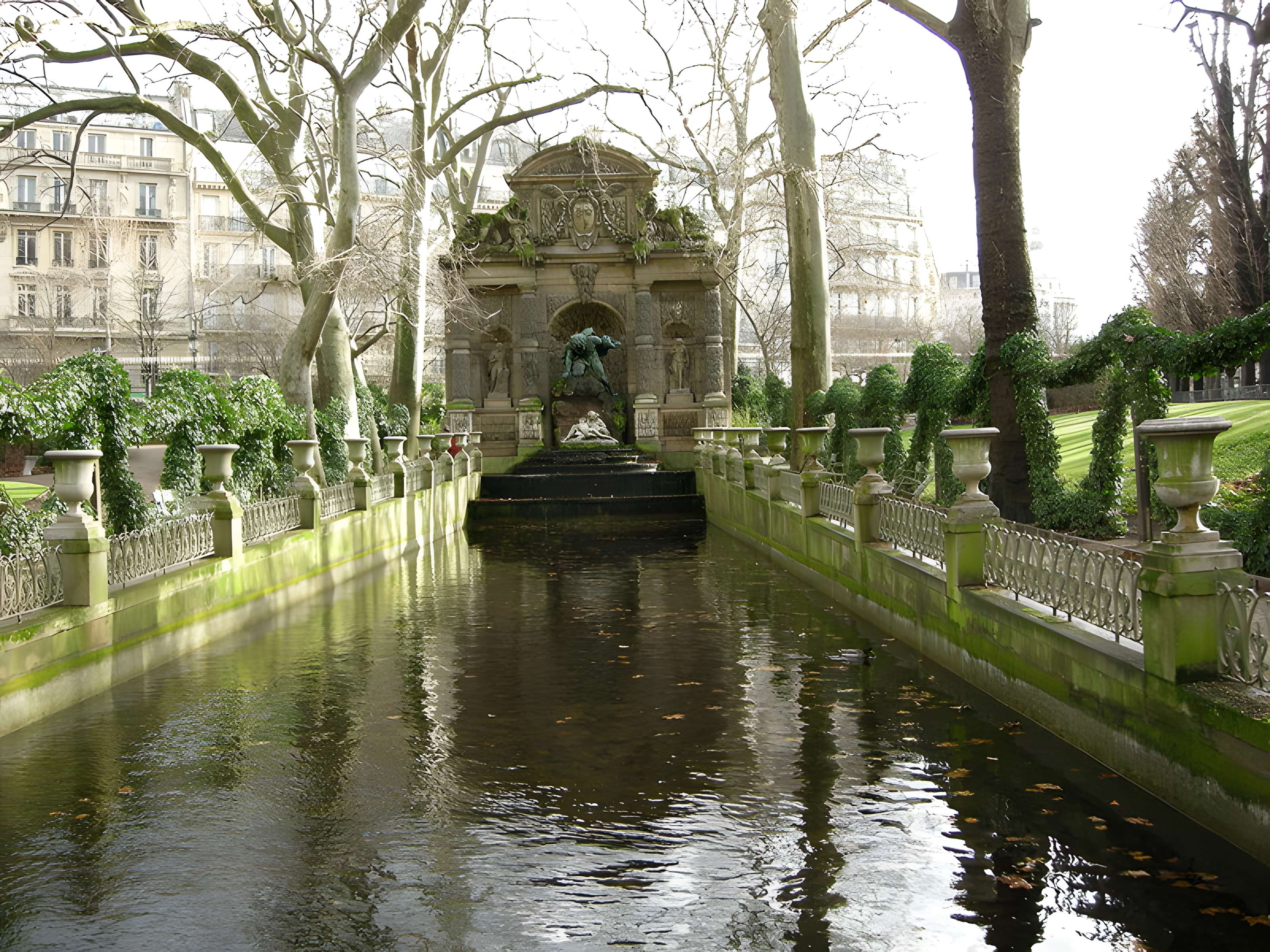 Fontaine Médicis à Paris