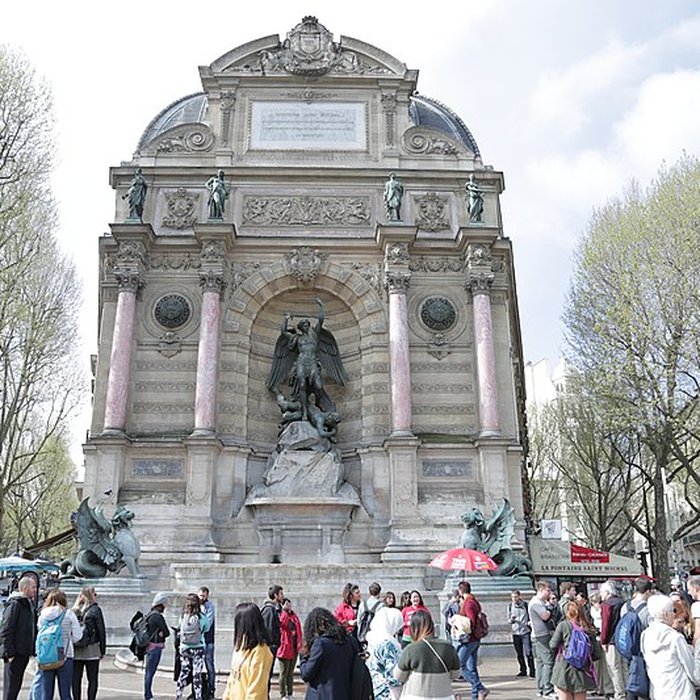 Photo de Fontaine Saint-Michel à Paris
