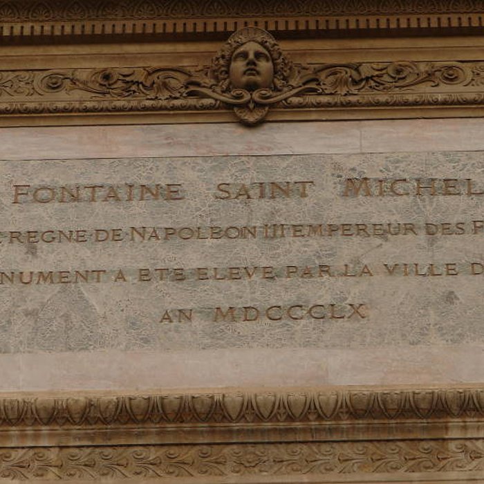 Photo de Fontaine Saint-Michel à Paris
