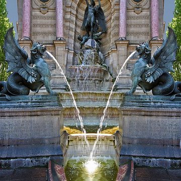 Fontaine Saint-Michel à Paris