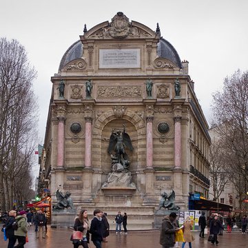 Fontaine Saint-Michel à Paris