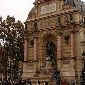 Fontaine Saint-Michel à Paris