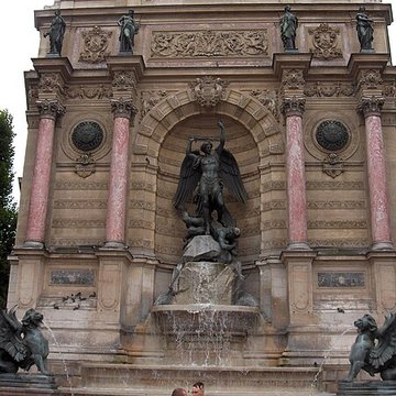 Fontaine Saint-Michel à Paris