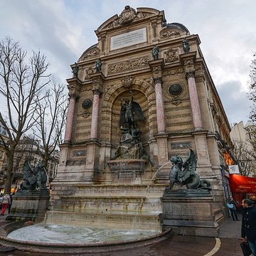 Fontaine Saint-Michel à Paris