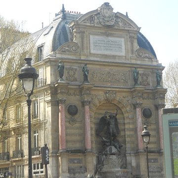 Fontaine Saint-Michel à Paris