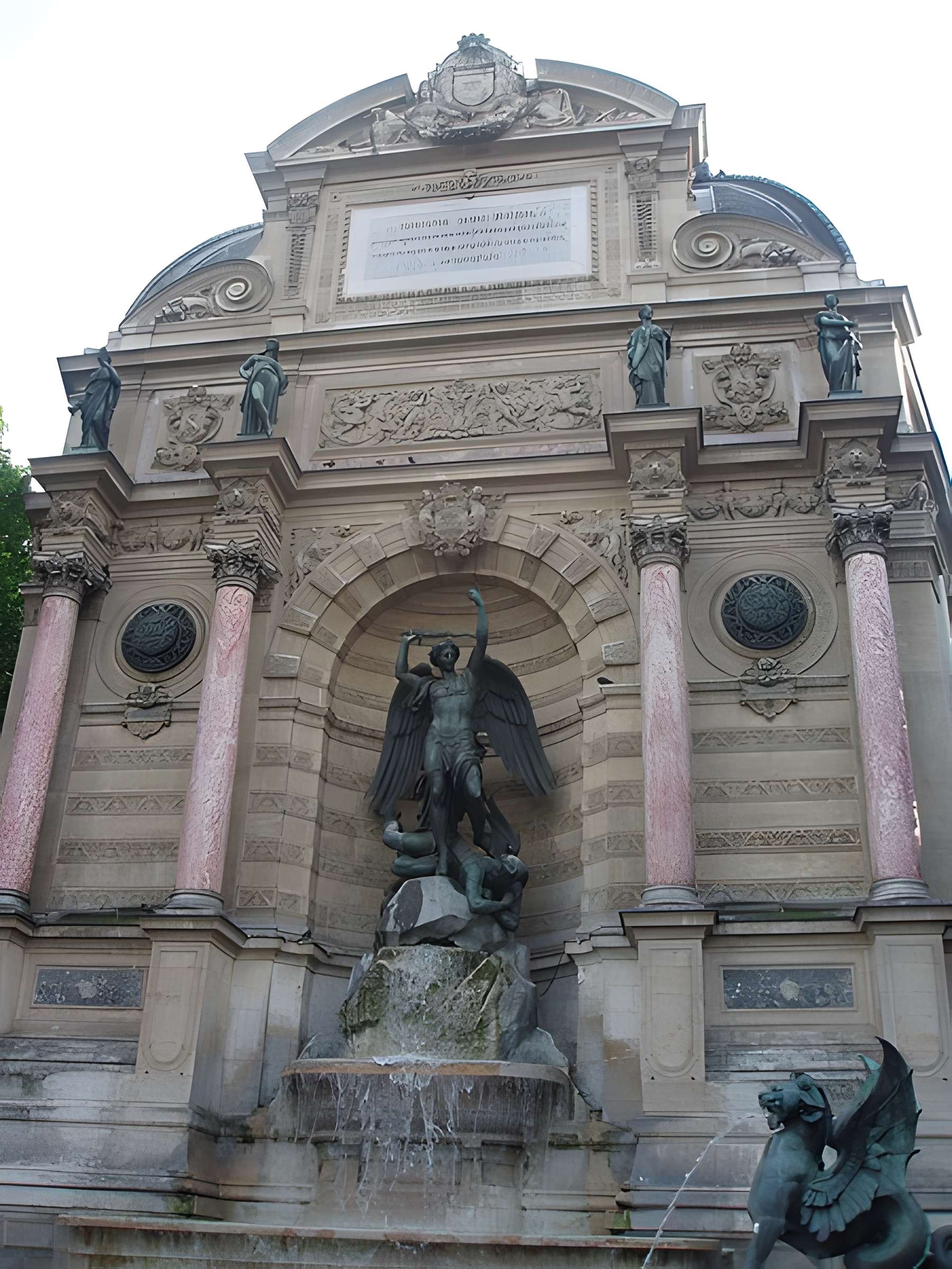 Fontaine Saint-Michel à Paris