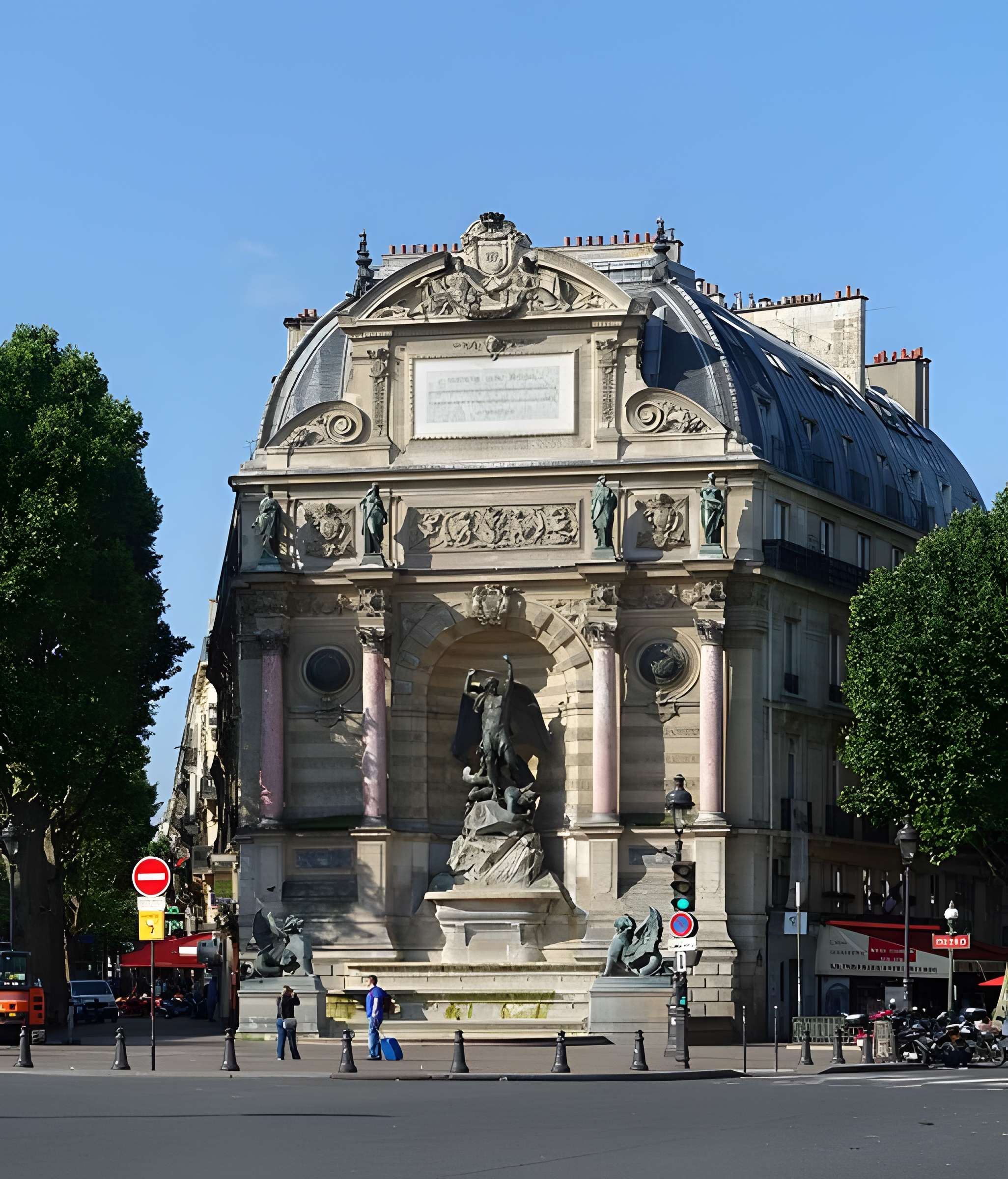 Fontaine Saint-Michel à Paris