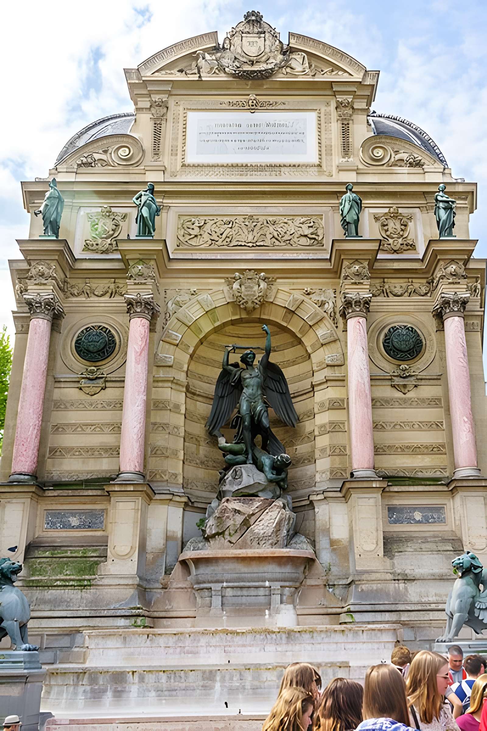 Fontaine Saint-Michel à Paris