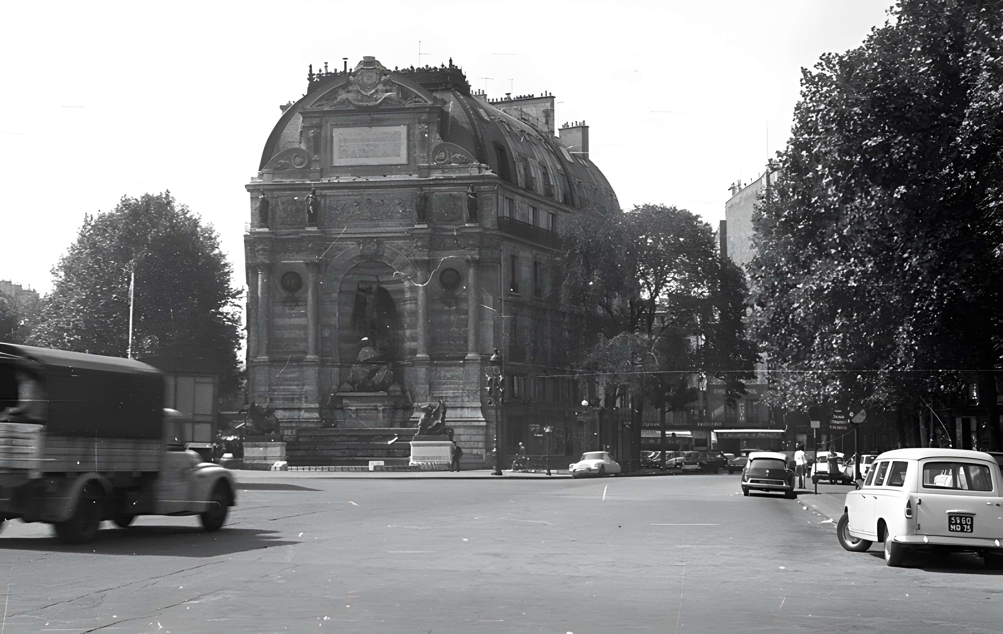 Fontaine Saint-Michel à Paris
