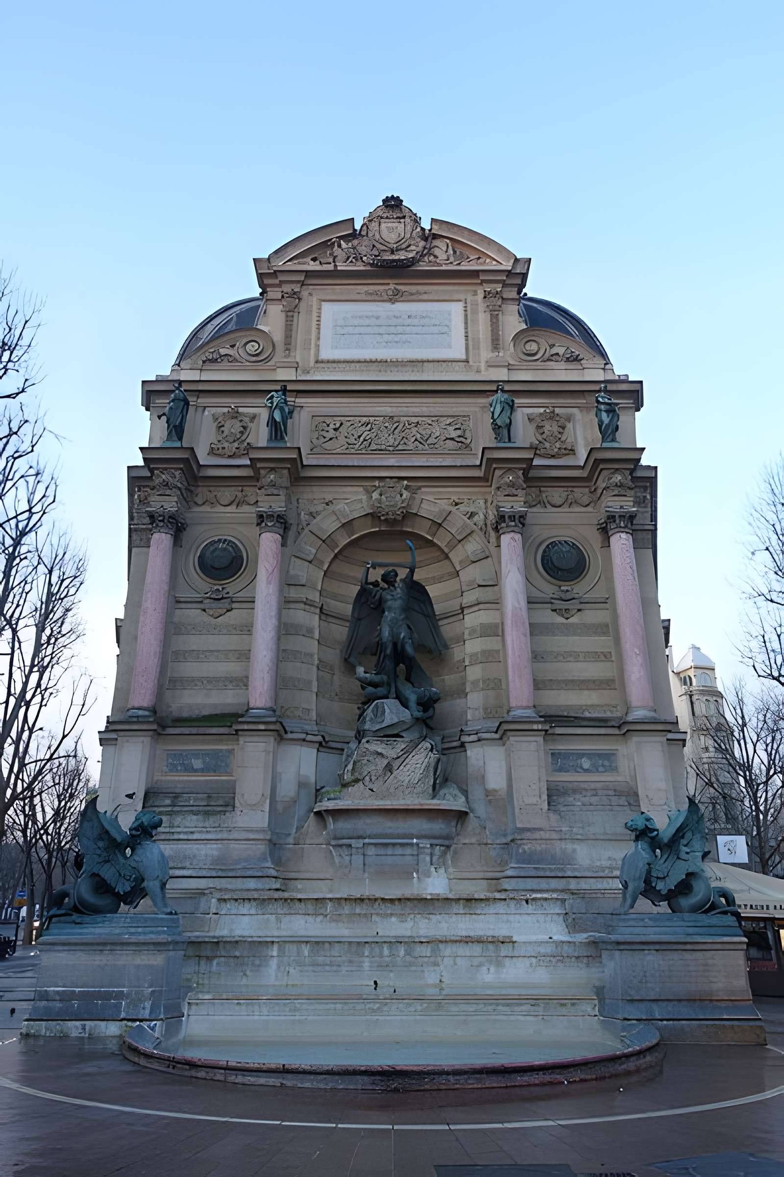 Fontaine Saint-Michel à Paris