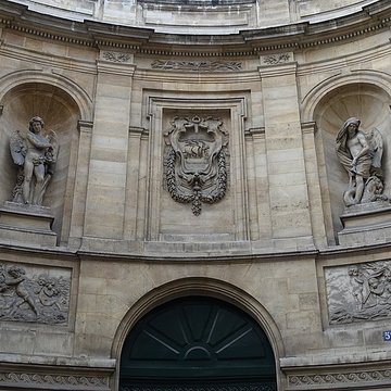 Fontaine des Quatre-Saisons à Paris