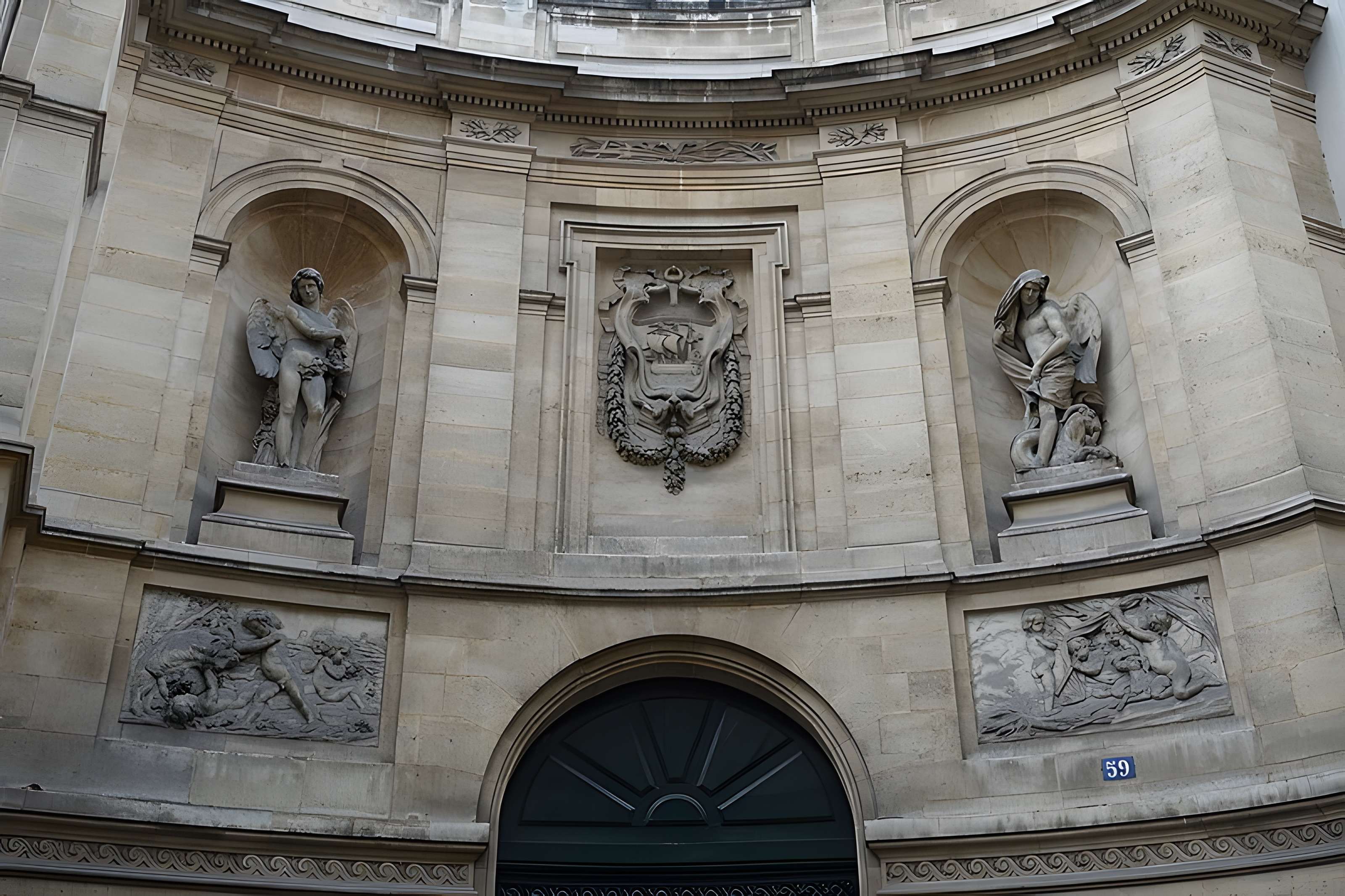 Fontaine des Quatre-Saisons à Paris