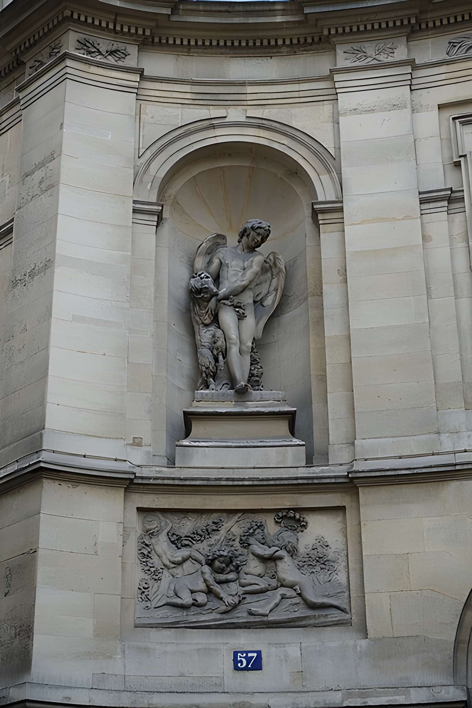 Fontaine des Quatre-Saisons à Paris