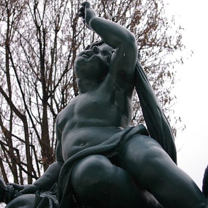 Photo de Fontaine du jardin Villemin à Paris