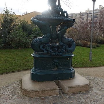 Fontaine du jardin Villemin à Paris