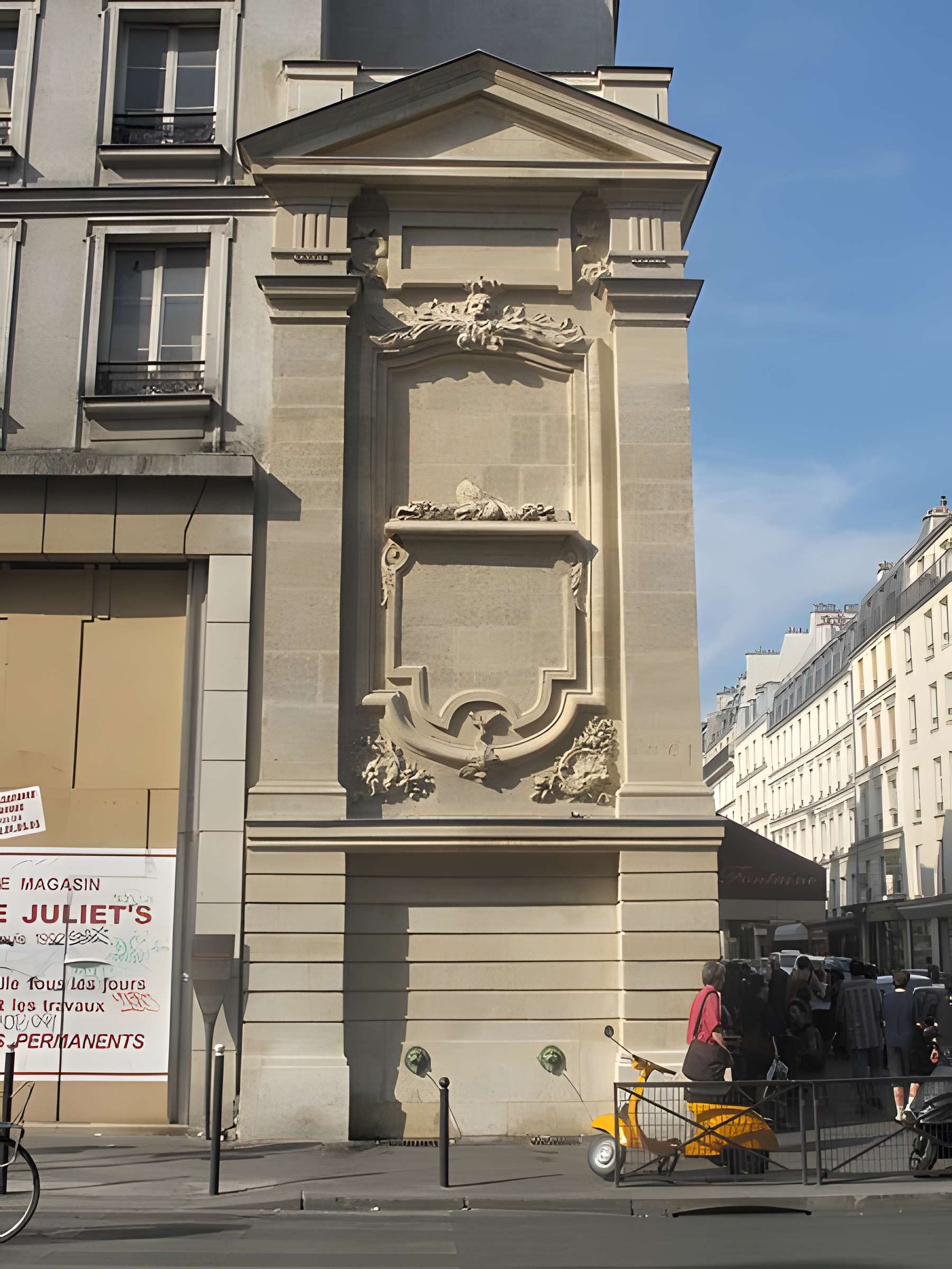 Fontaine de Charonne ou Trogneux à Paris 