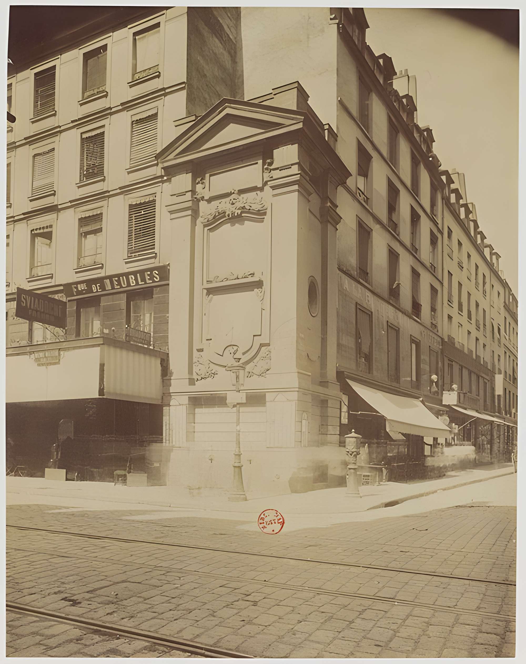 Fontaine de Charonne ou Trogneux à Paris