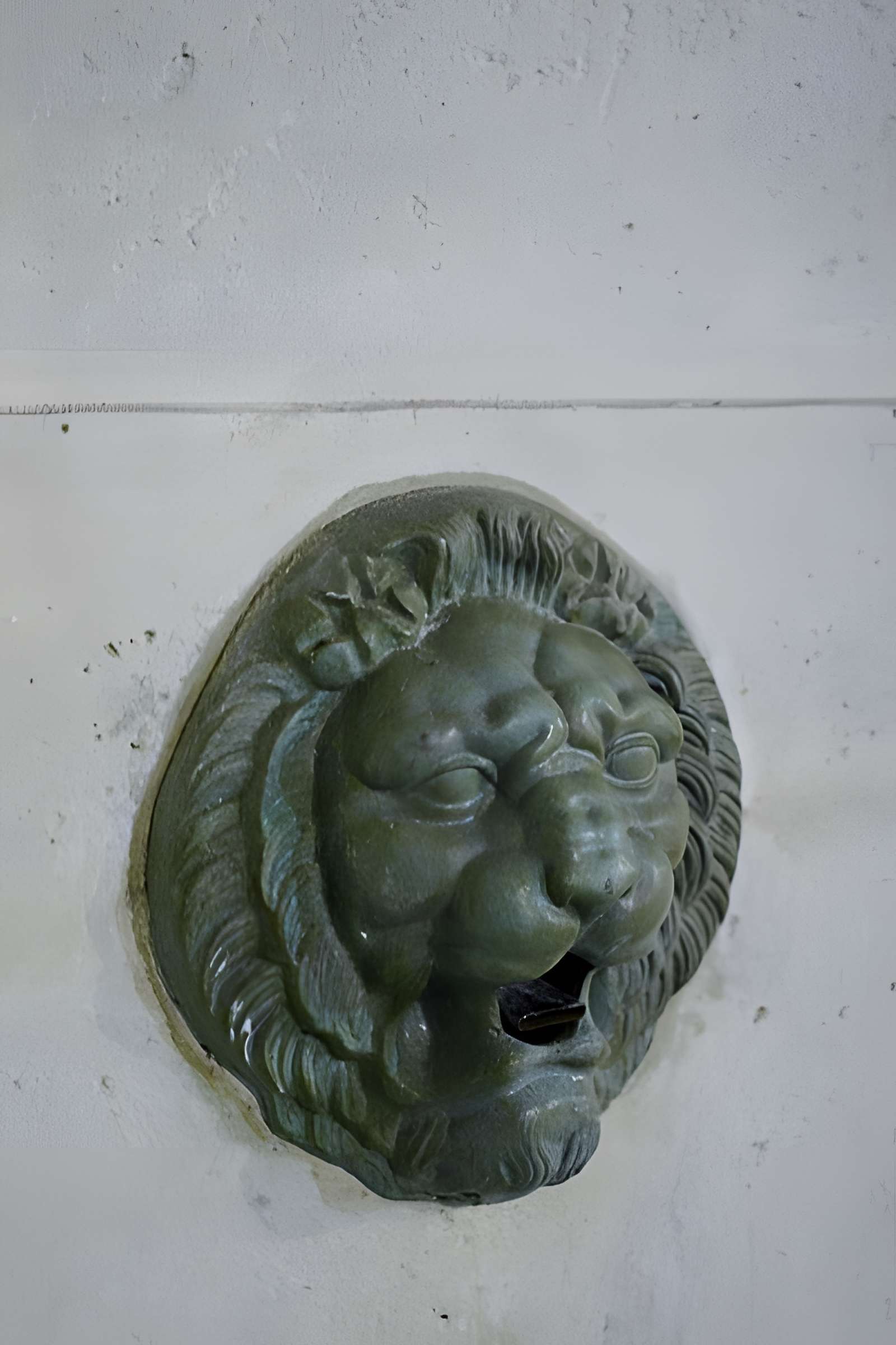 Fontaine de Charonne ou Trogneux à Paris