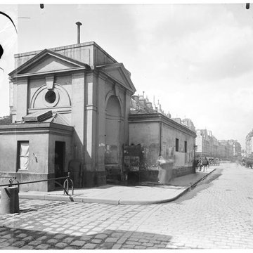 Fontaine de la Petite-Halle ou Montreuil à Paris