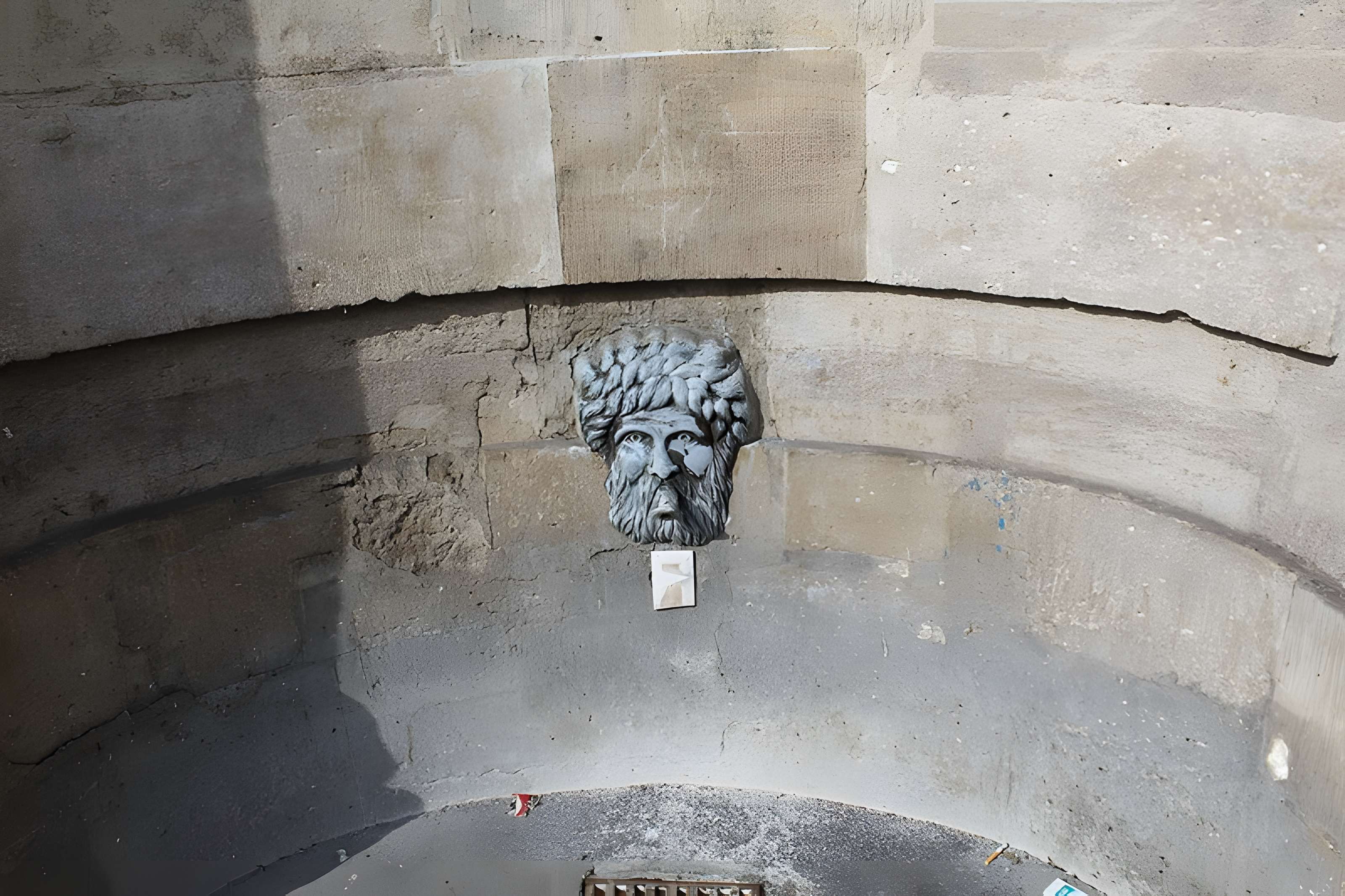 Fontaine de la Petite-Halle ou Montreuil à Paris