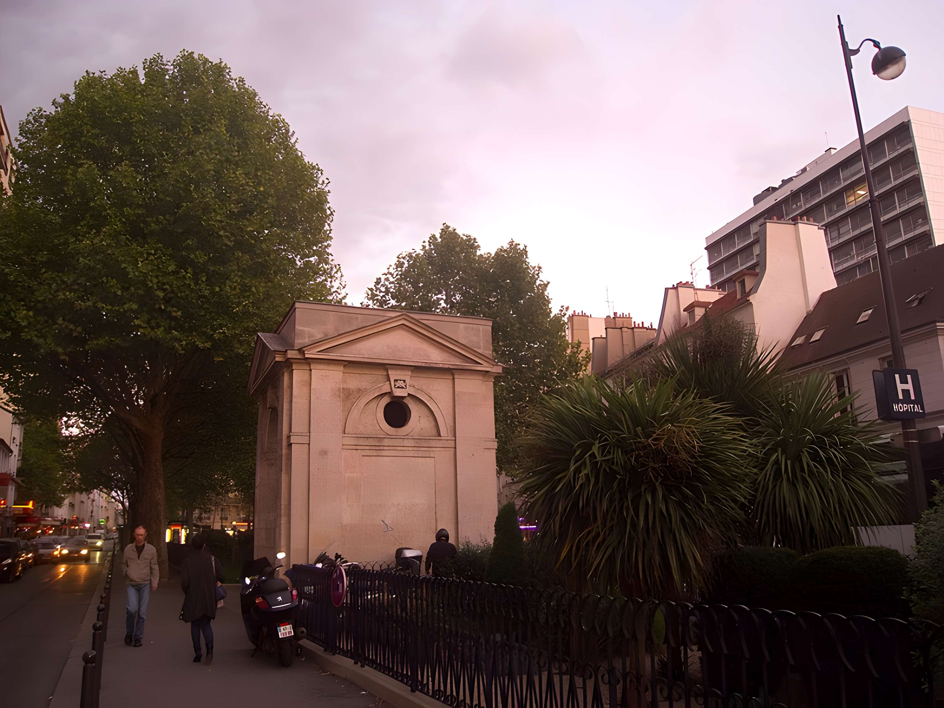 Fontaine de la Petite-Halle ou Montreuil à Paris