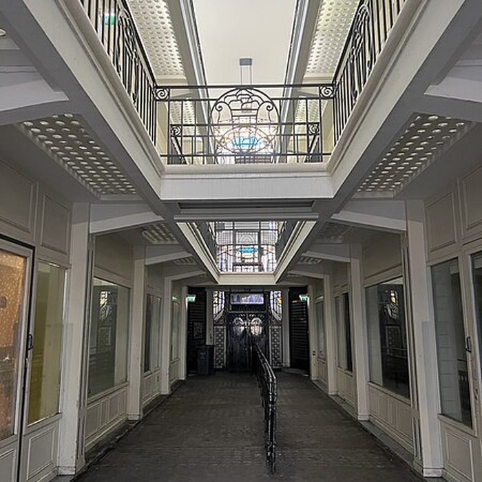 Photo de Palais du Commerce à Paris