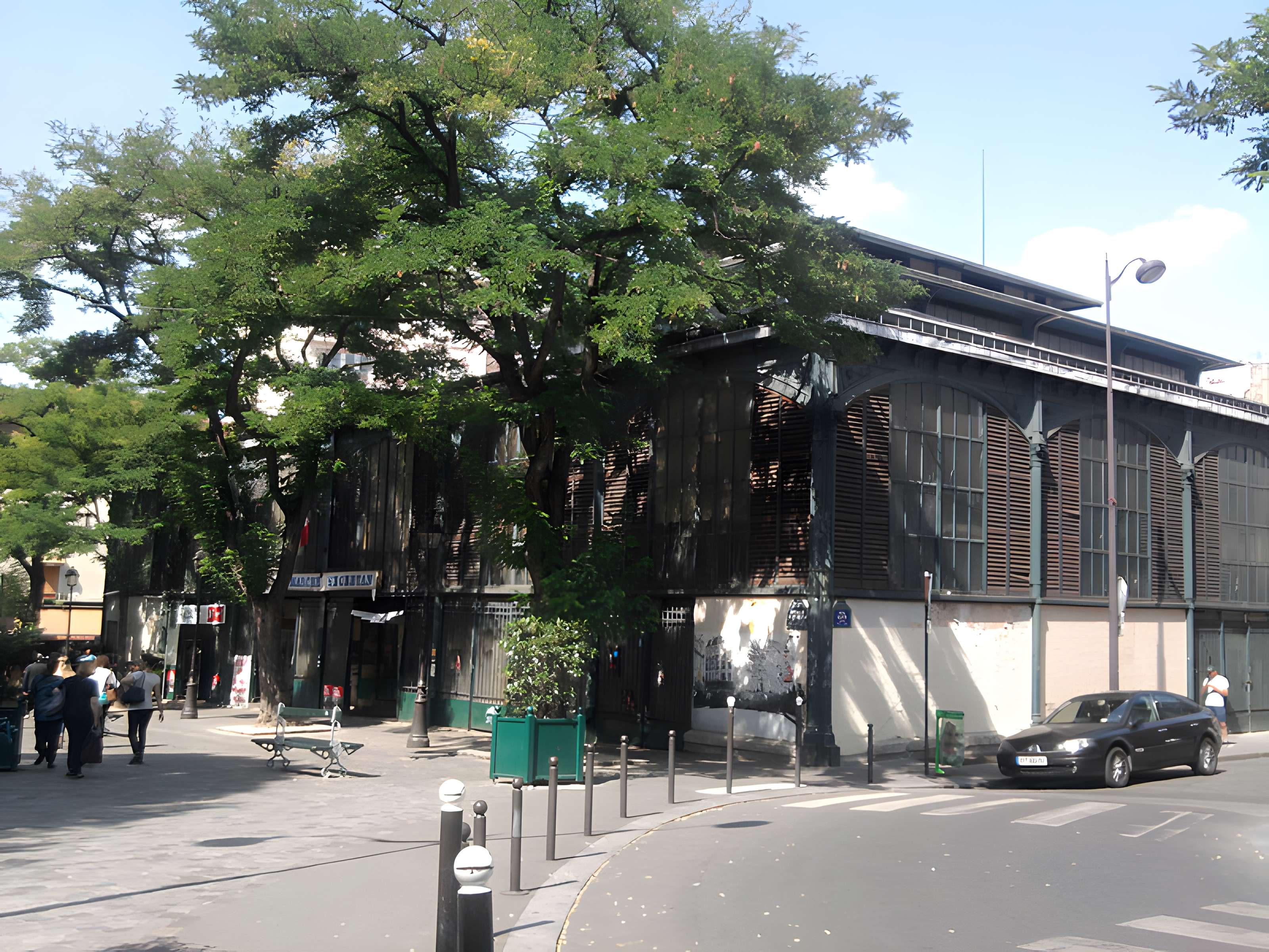 Halle Secrétan à Paris