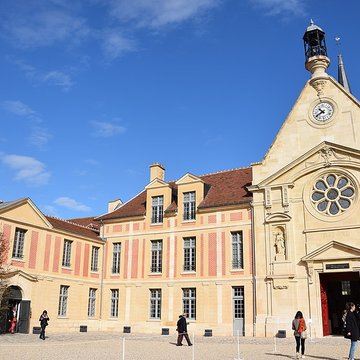 Hôpital Laennec à Paris