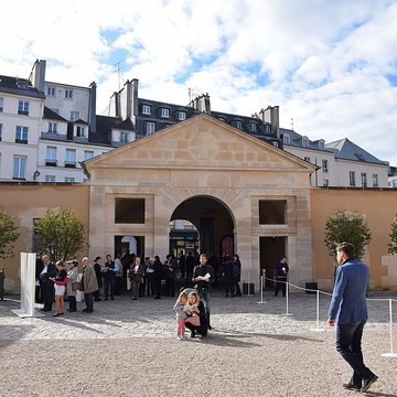 Hôpital Laennec à Paris