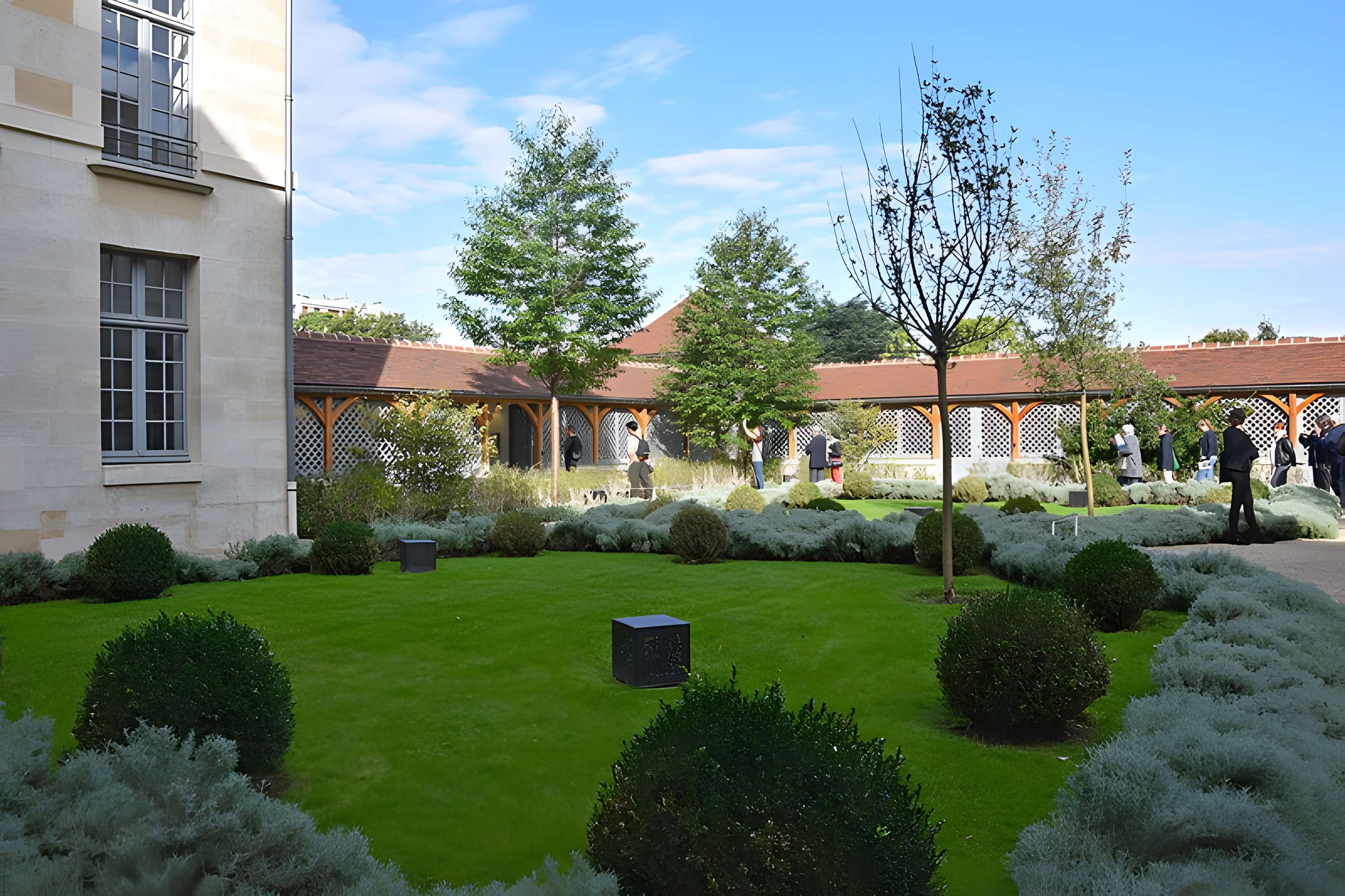 Hôpital Laennec à Paris