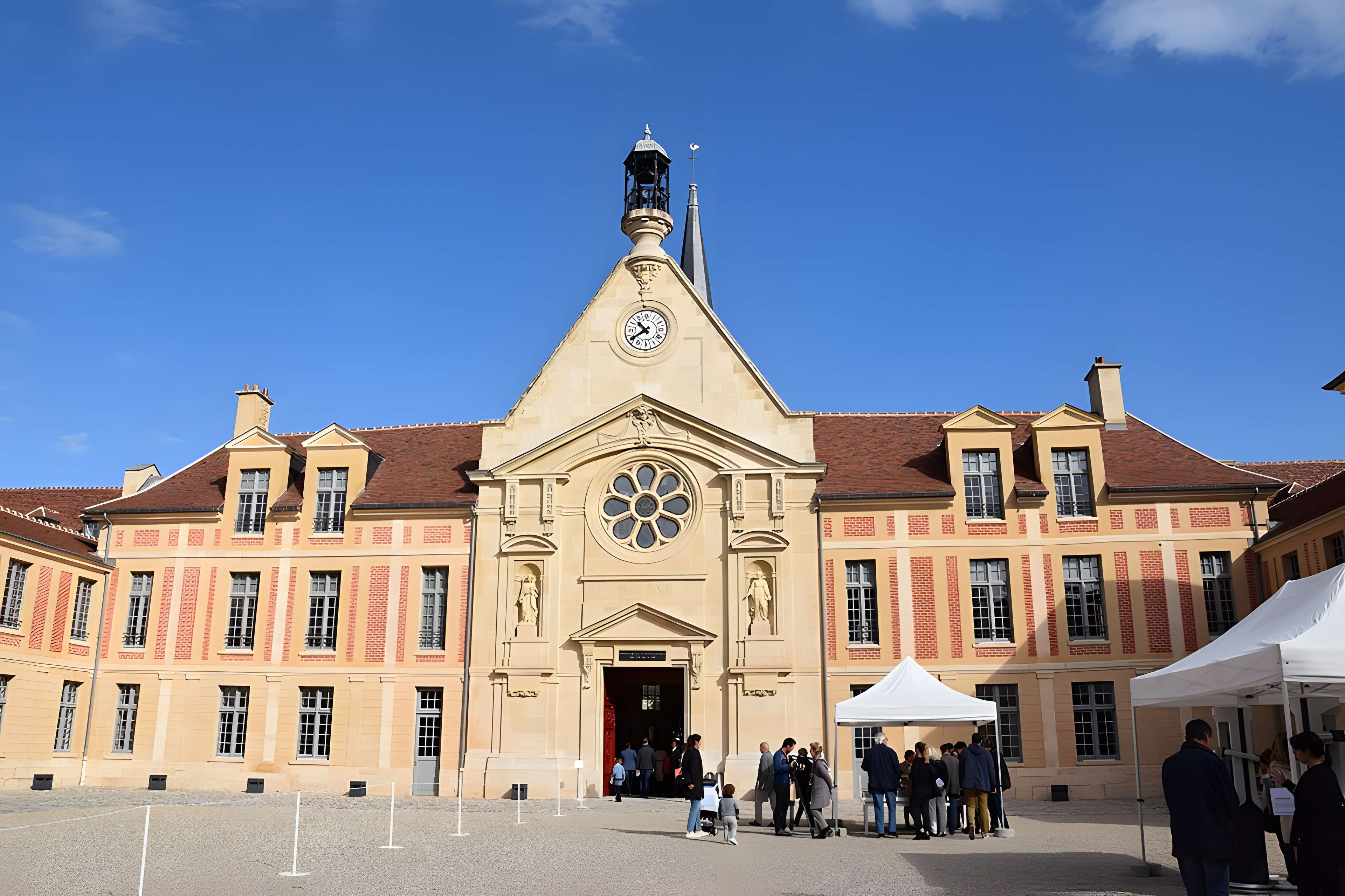 Hôpital Laennec à Paris
