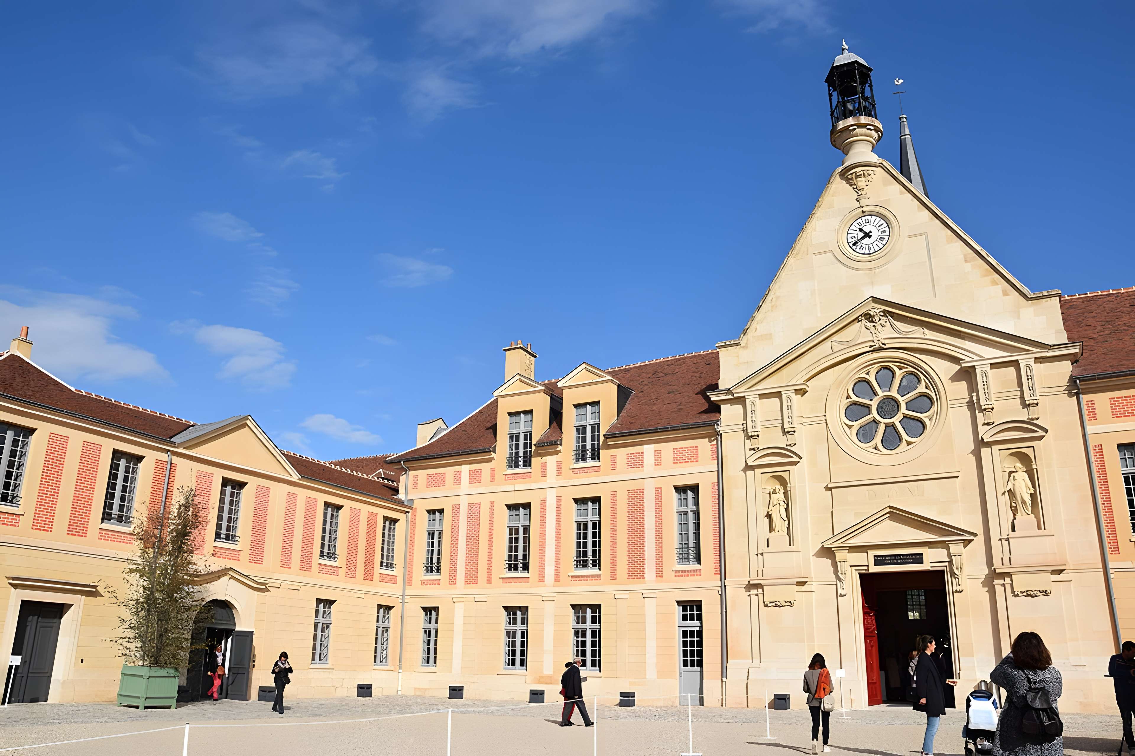 Hôpital Laennec à Paris