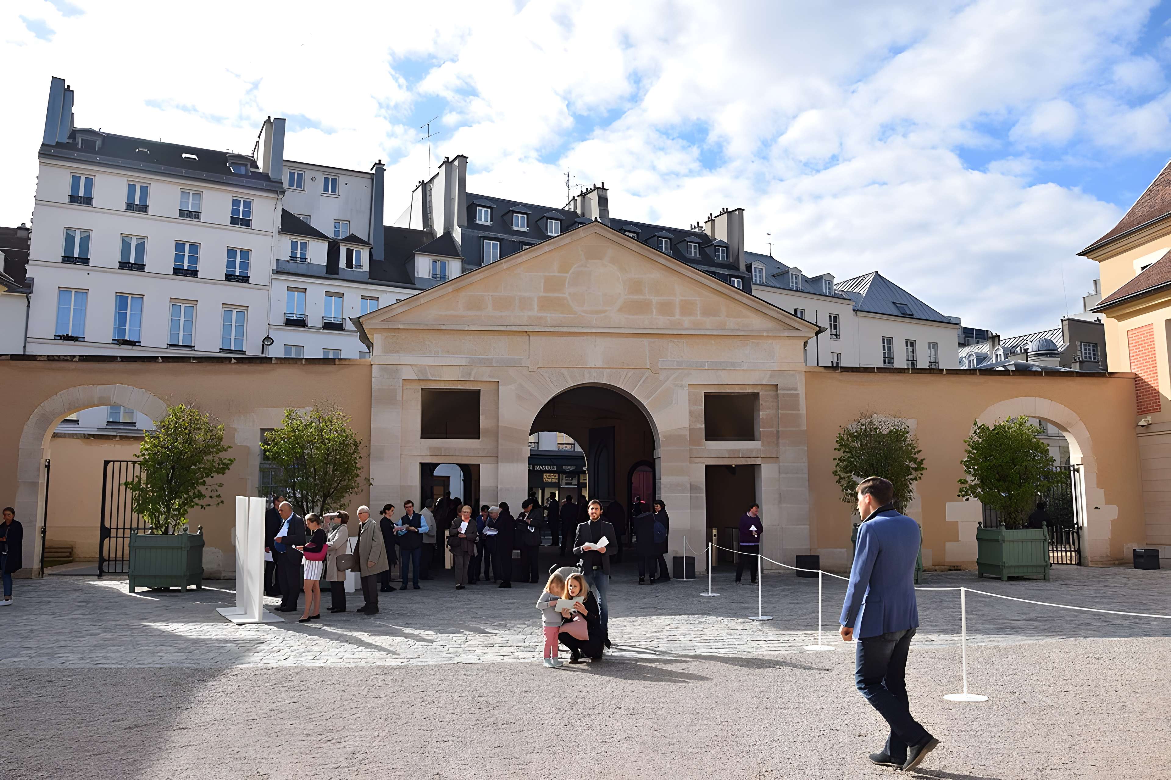 Hôpital Laennec à Paris
