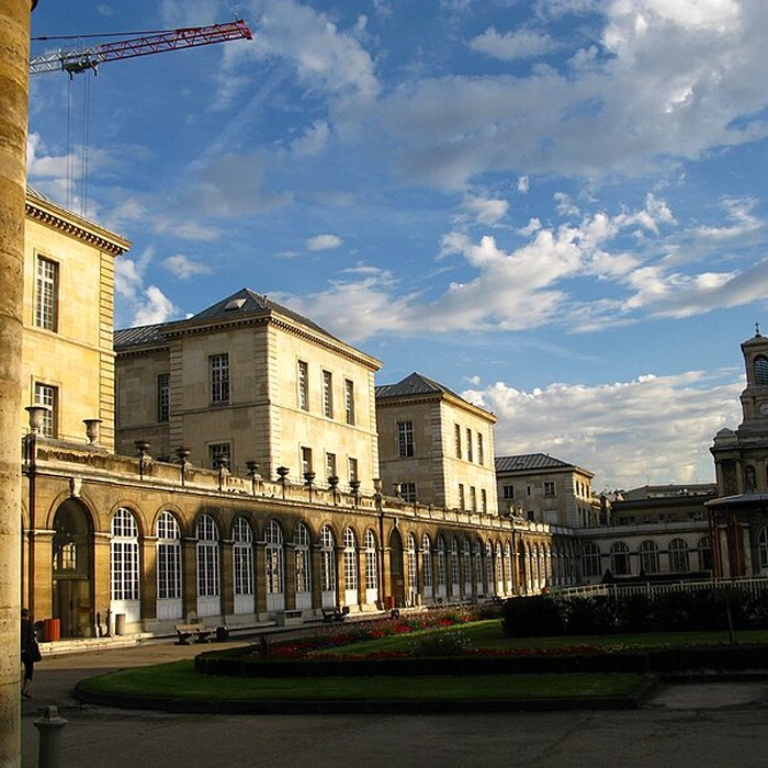 Photo de Hôpital Lariboisière à Paris