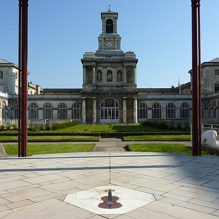 Photo de Hôpital Lariboisière à Paris