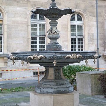 Hôpital Lariboisière à Paris