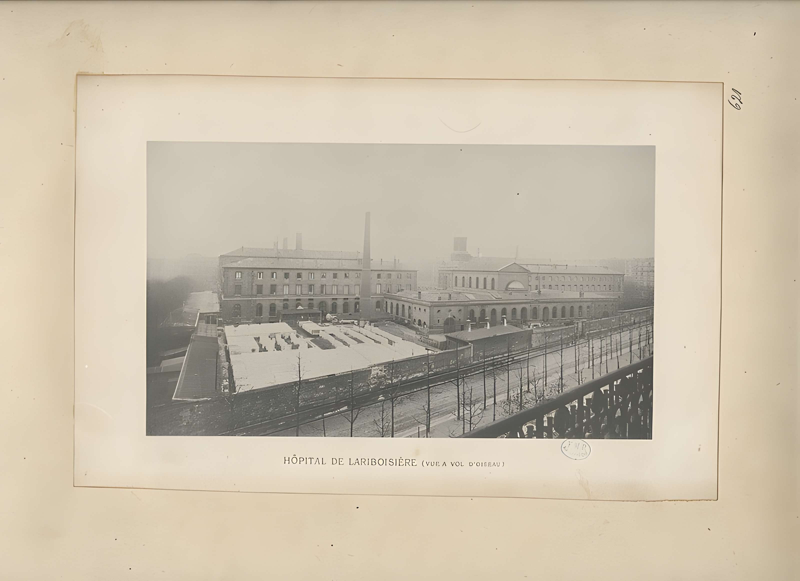 Hôpital Lariboisière à Paris
