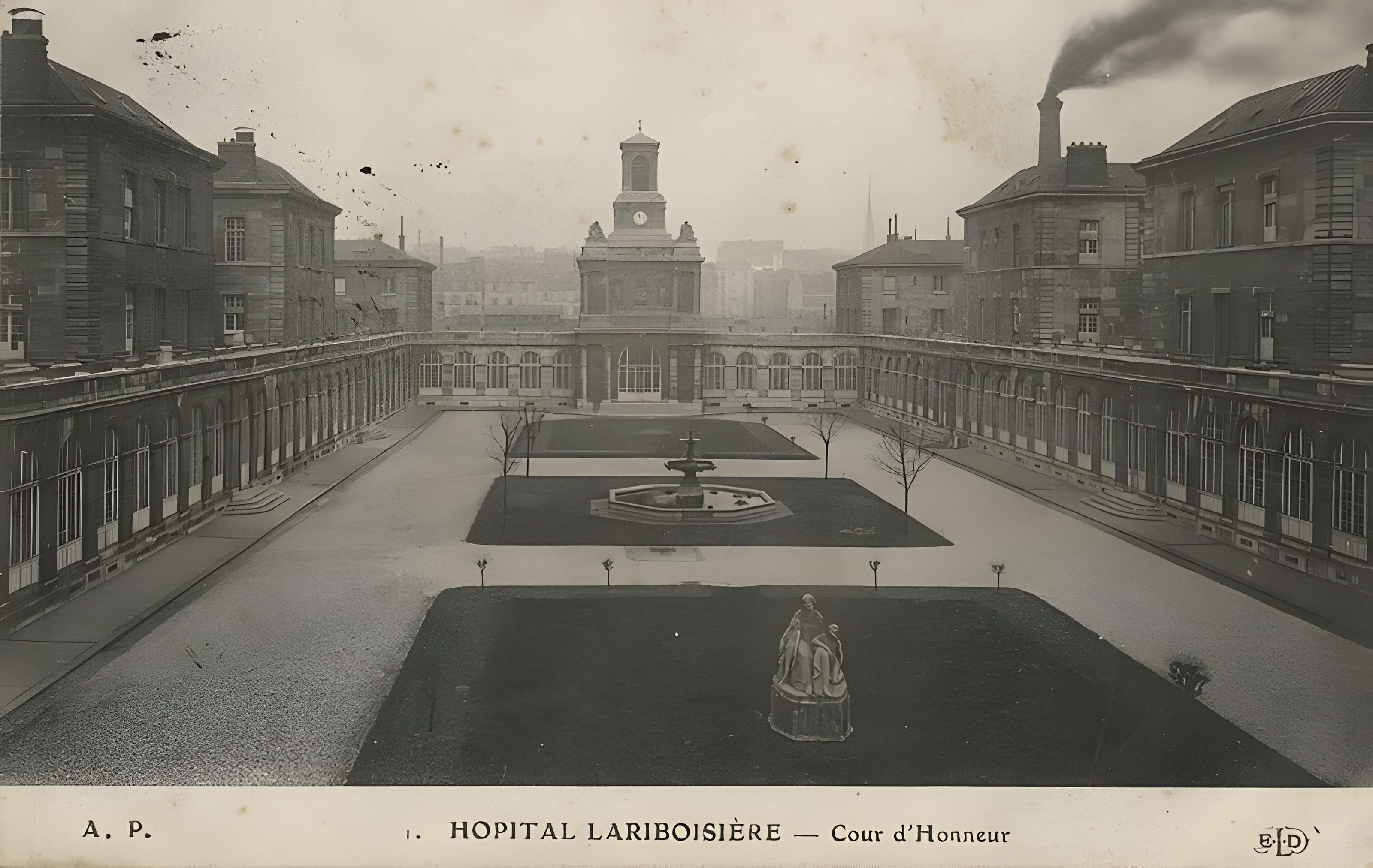 Hôpital Lariboisière à Paris