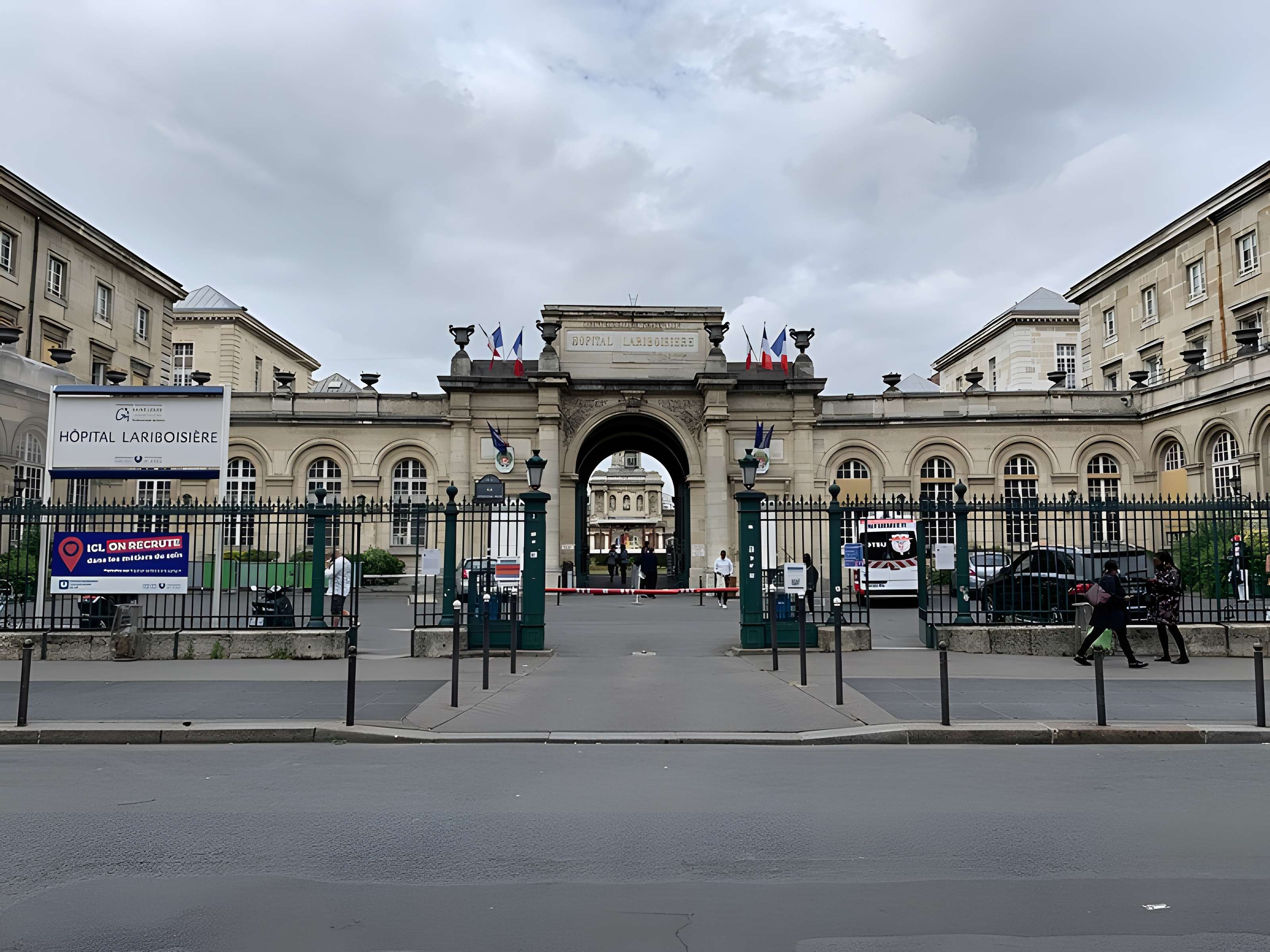 Hôpital Lariboisière à Paris
