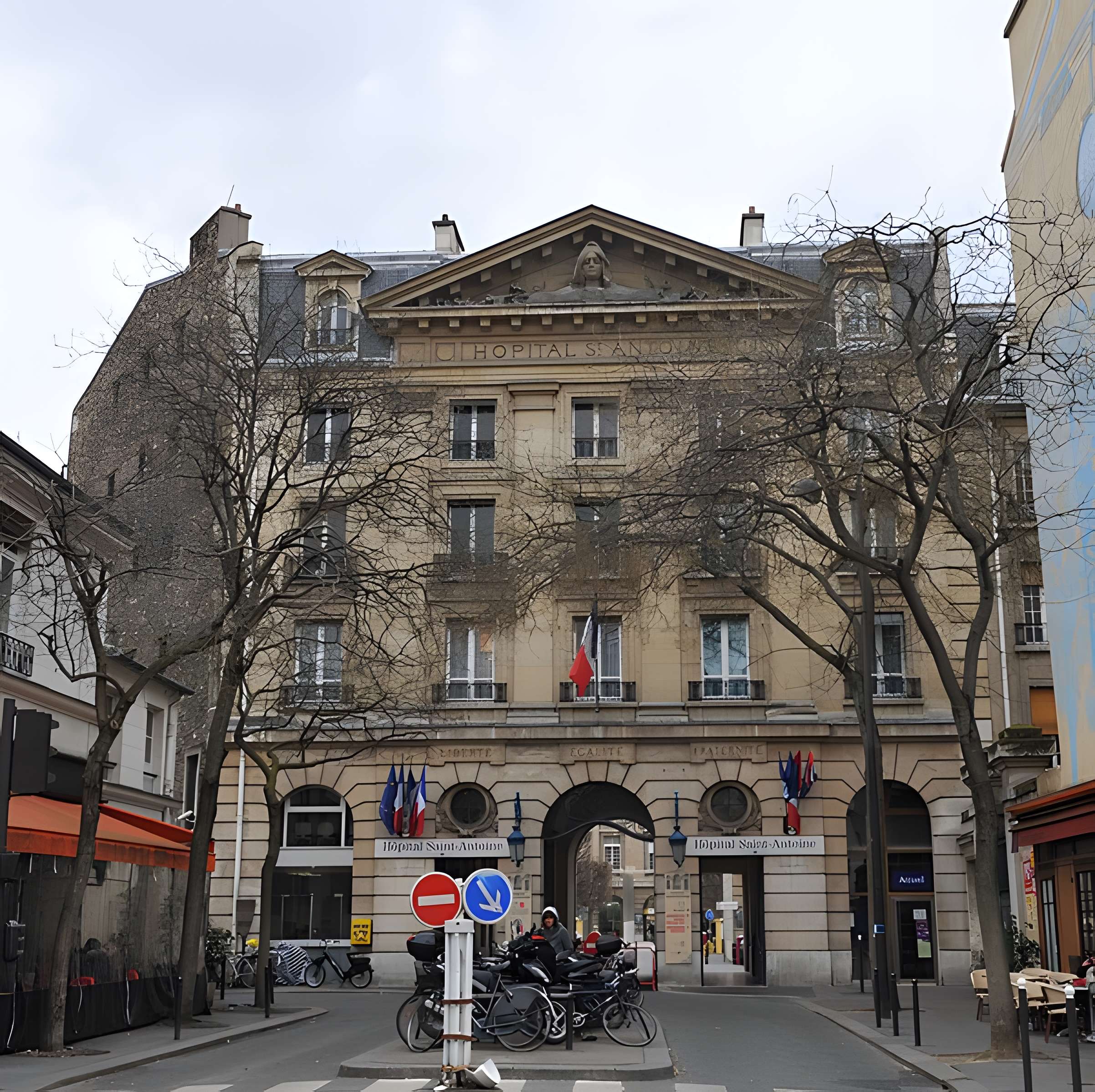 Hôpital Saint-Antoine à Paris