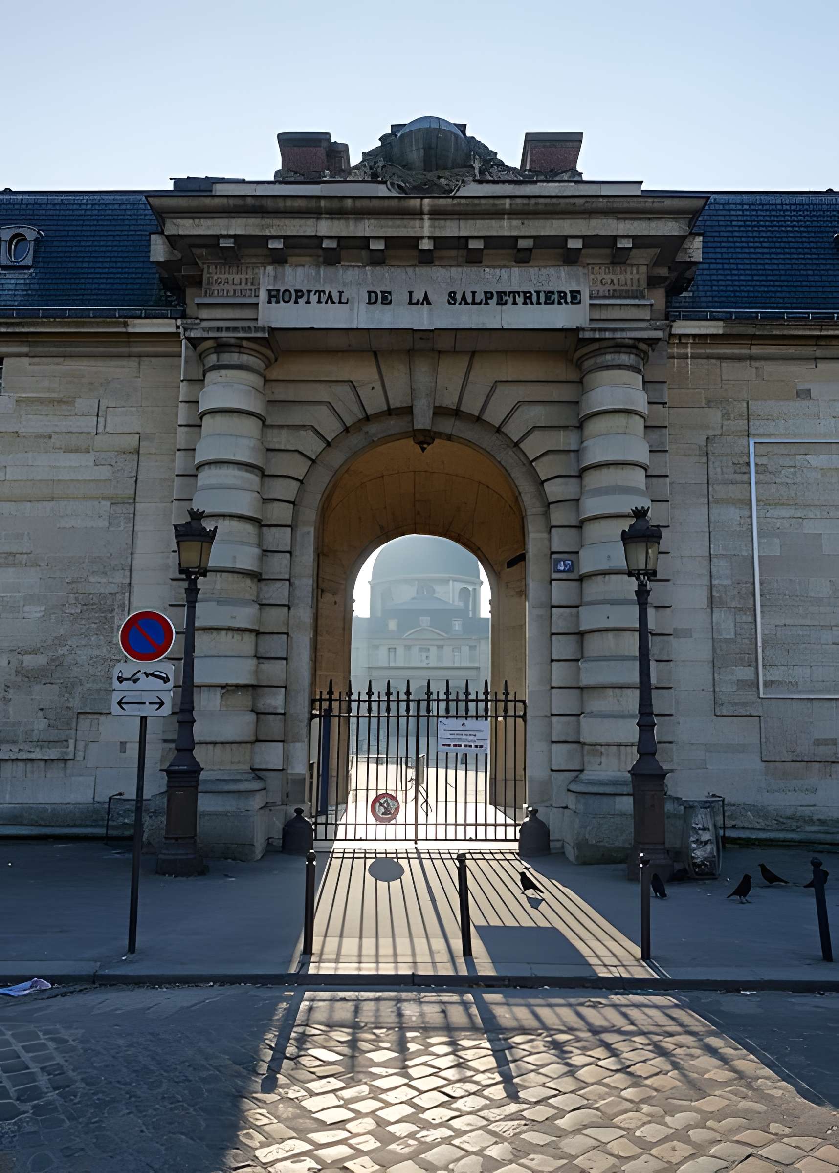 Hôpital de la Salpêtrière à Paris