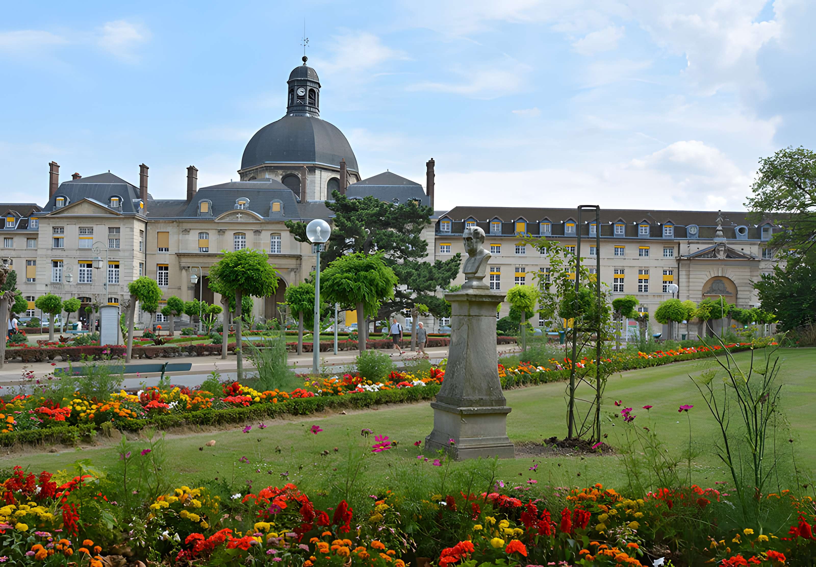 Hôpital de la Salpêtrière à Paris