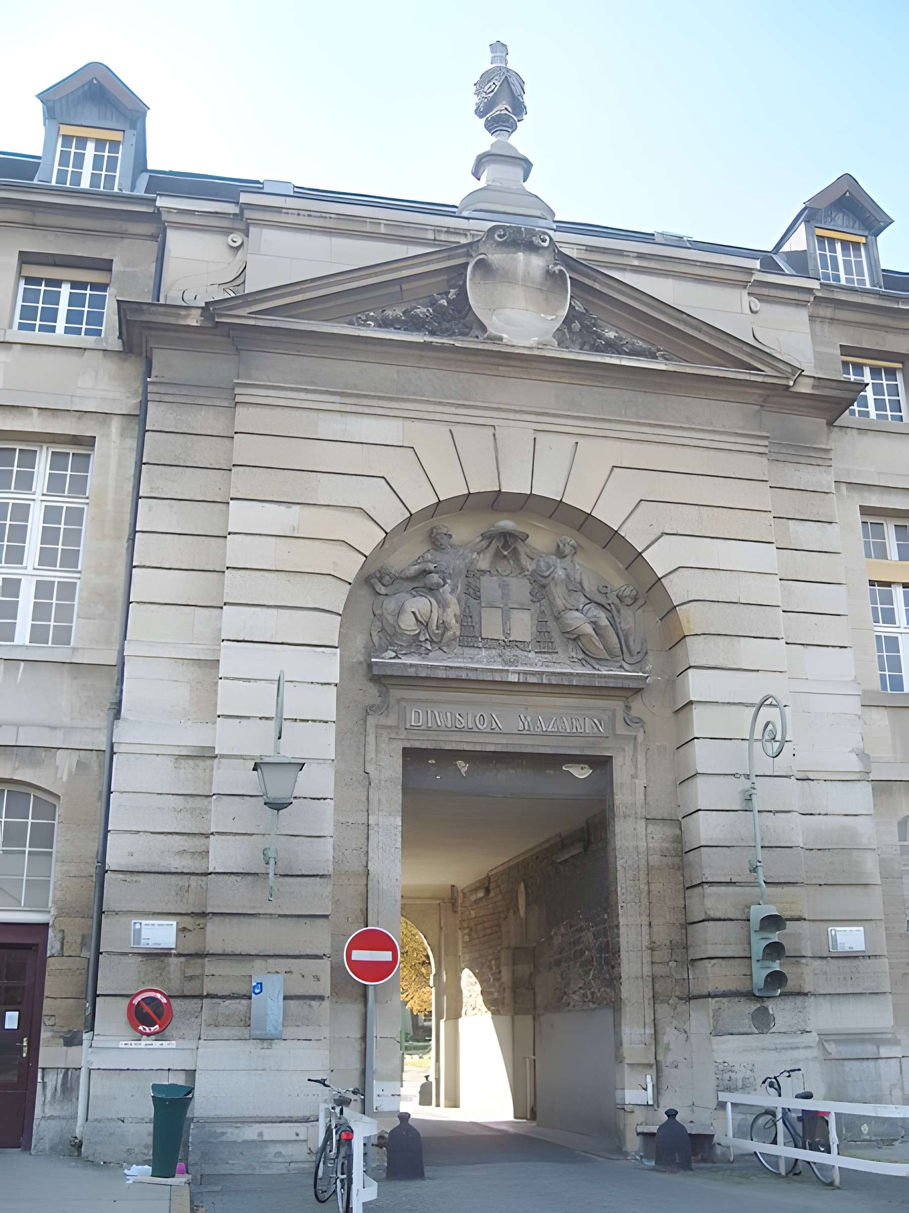 Hôpital de la Salpêtrière à Paris